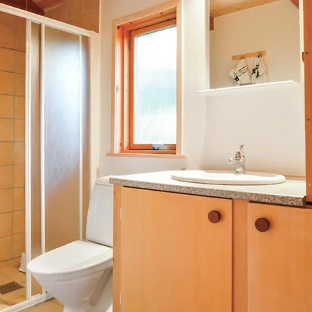 Casa de Férias Two-bedroom In Hovborg